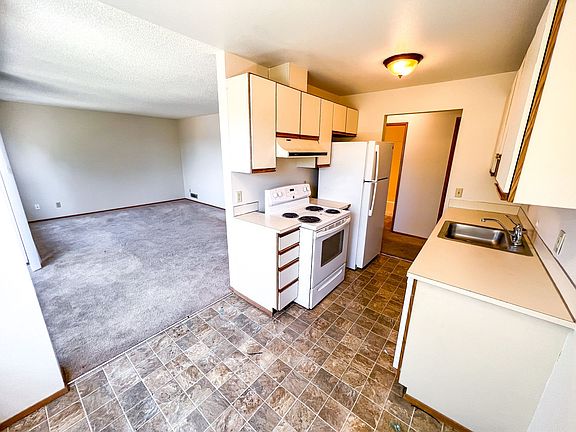 2nd image of 5505 15th Ave NE APT 203