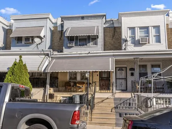 4837 B St, Philadelphia, PA 19120