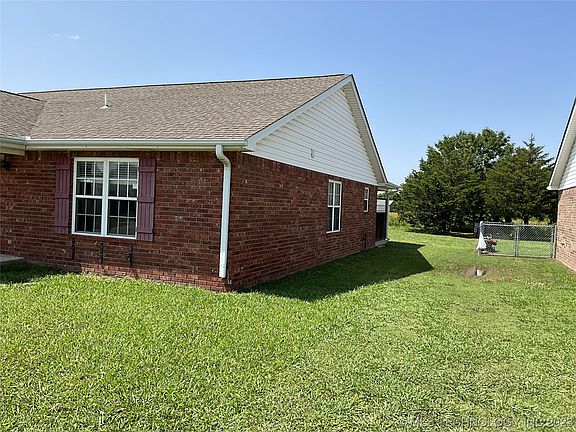 2nd image of 817 Bonnie Ave