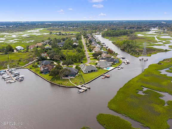 2nd image of 14233 Pine Island Dr