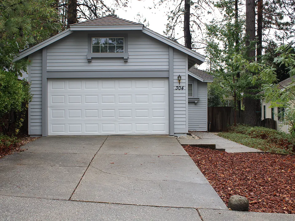 304 Horizon Cir