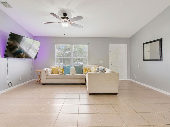 5th image of 844 SW Canary Terrace