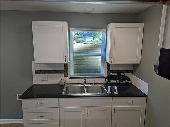 3rd image of 6146 Ann Ave
