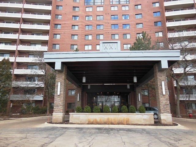 1st image of 21 Kristin Dr Unit 525