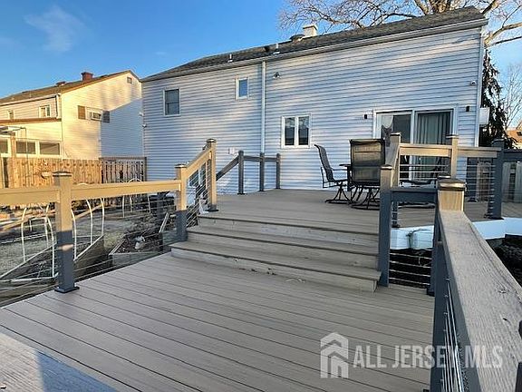 5th image of 189 McFarlane Rd