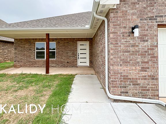 2nd image of 520 Kearny Ln