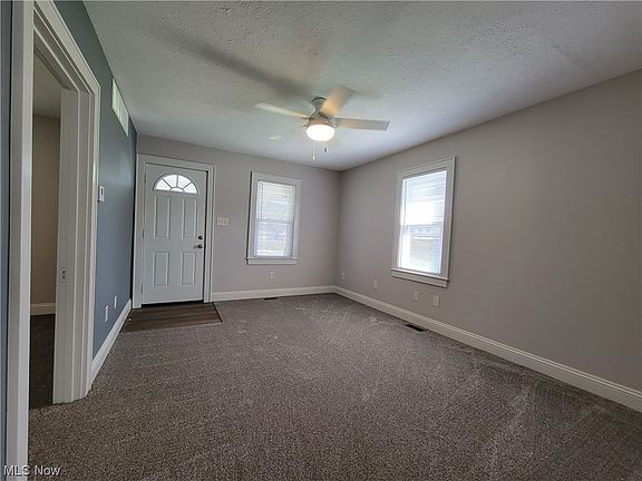 5th image of 1101 Elder St