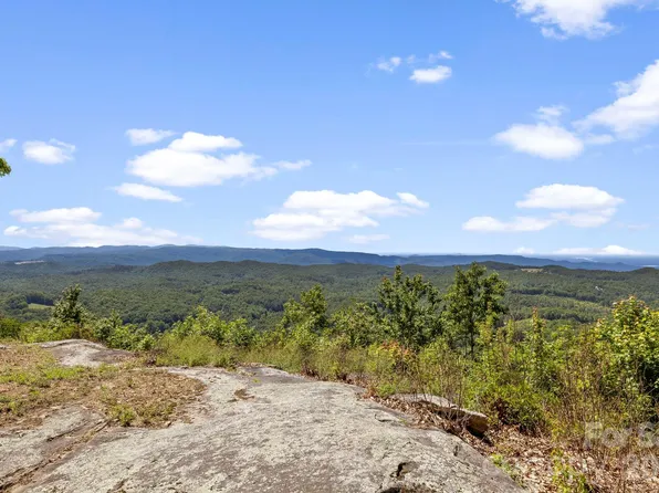 9999 Rocky Mountain Rd, Lake Toxaway, NC 28747