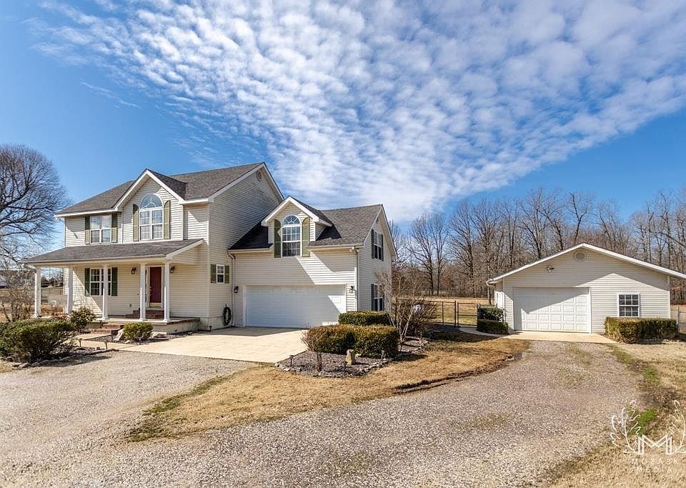 1st image of 9603 Meadow Oak Dr