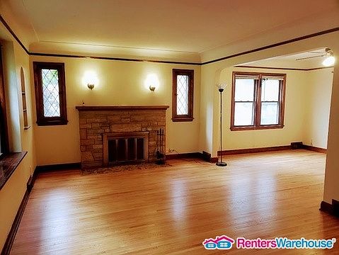 2nd image of 899 Parkview Ave APT 2