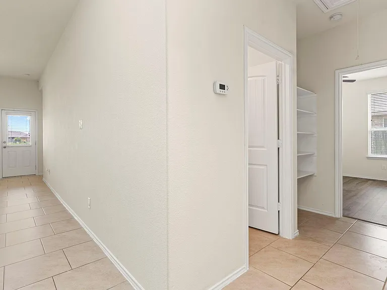 23607 Legano Dr — Photo 13