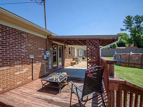 5th image of 5484 Mitchell Dr