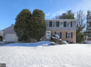 4110 Greywood Dr, York, PA 17402