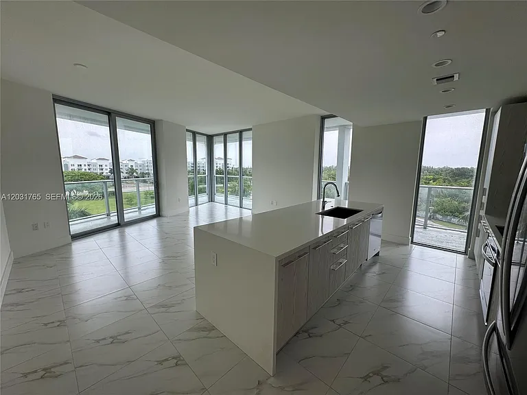 2000 Metropica Way #303 — Photo 2