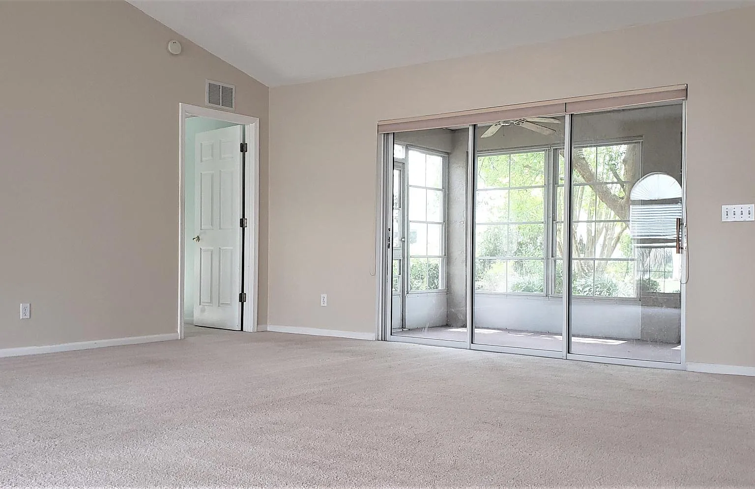 2 bed, 1619 sqft, $1,800 — Photo 4