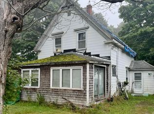 303 Wallston Rd, Saint George, ME 04860