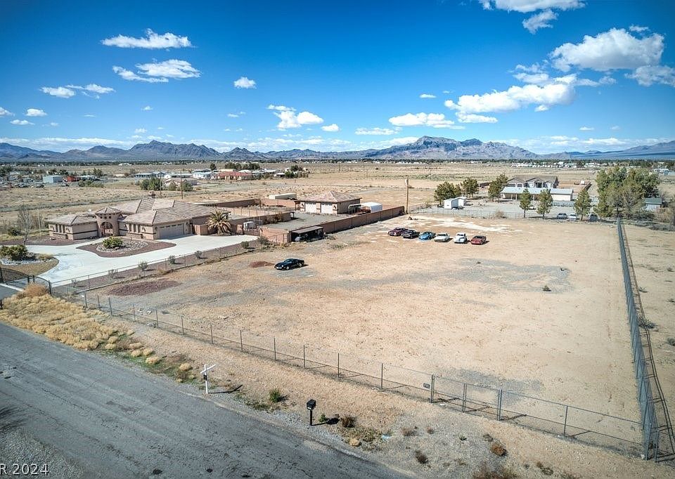 1st image of 1280 Gray Fox Way