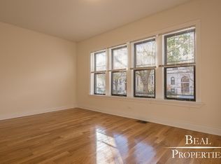 3829.5 N Fremont St #E2, Chicago, IL 60613