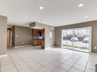 5007 D St SE APT 101, Washington, DC 20019