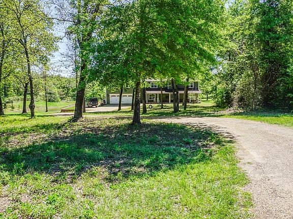3rd image of 1699 County Road 3905