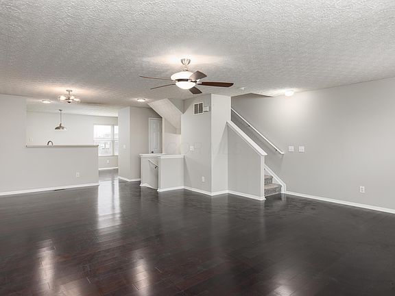 4th image of 6019 Canyon Creek Dr #205