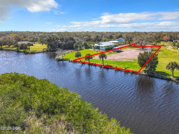 613 Bay Dr, New Smyrna Beach, FL 32168