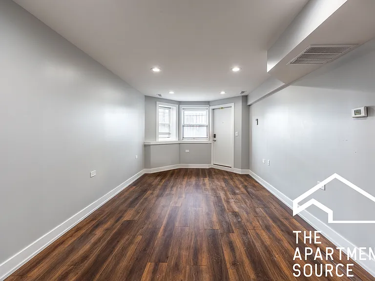 3328 W Congress Pkwy #G — Photo 2