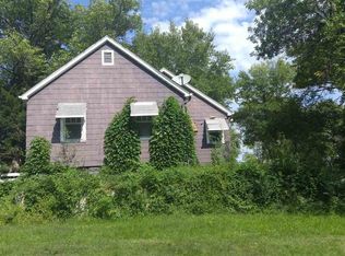 225 Bismark Ave, Waterloo, IA 50701