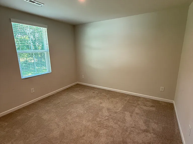 2410 Brokeshire Dr — Photo 18