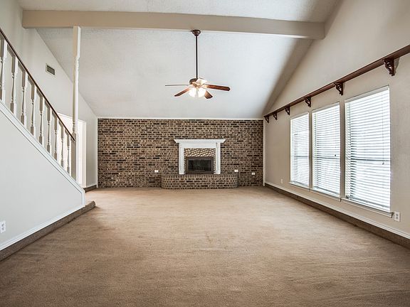 5th image of 2035 E Branch Hollow Dr