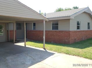 1310 SE Barclay Rd, Lawton, OK 73501