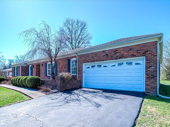 4th image of 16 Whitebridge Ln