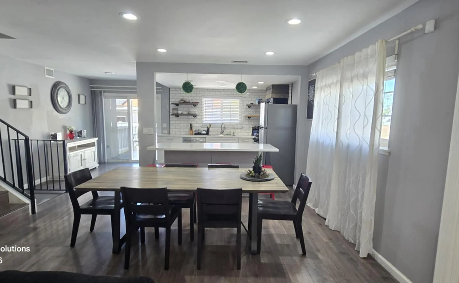 Bixler Cir, Garden Grove — Photo 2