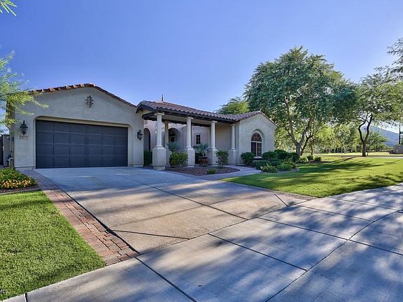 3rd image of 20971 W Lost Creek Dr E