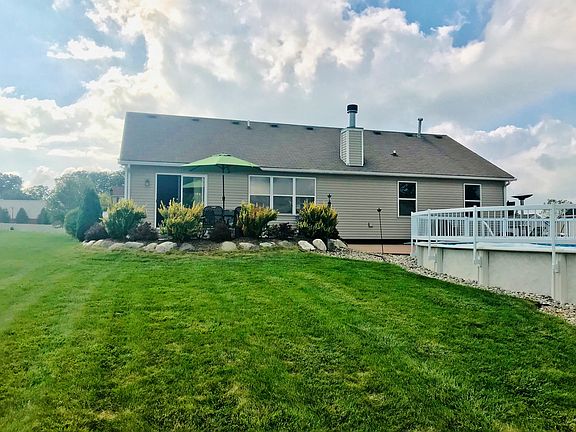 2nd image of 9483 Pere Marquette Dr
