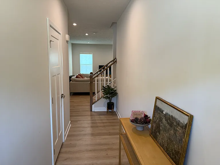 1536 Spruce Hill Dr — Photo 2
