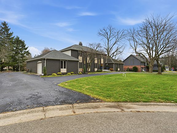 2nd image of 9025 Kirkham Ct