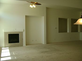 4th image of 4005 Keasberry Ave