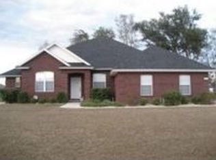 6073 Copper Dr, Macclenny, FL 32063