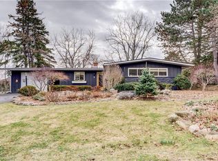 9 Summerhayes Cres, Brantford, ON N3R 5H9