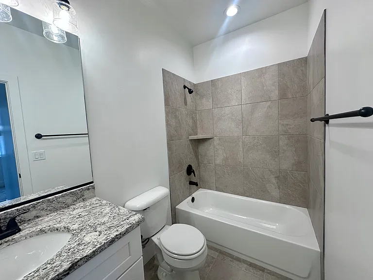 224 N 2470 W — Photo 11