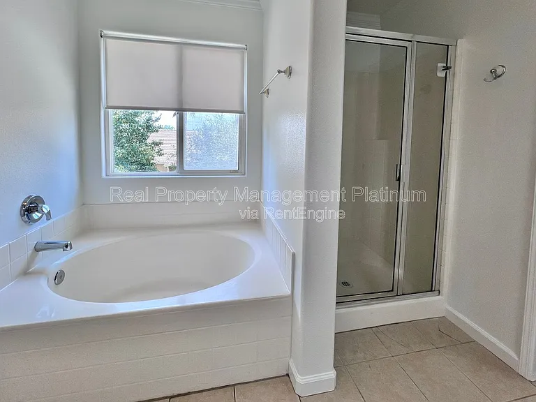 6054 E Hampton Way — Photo 19