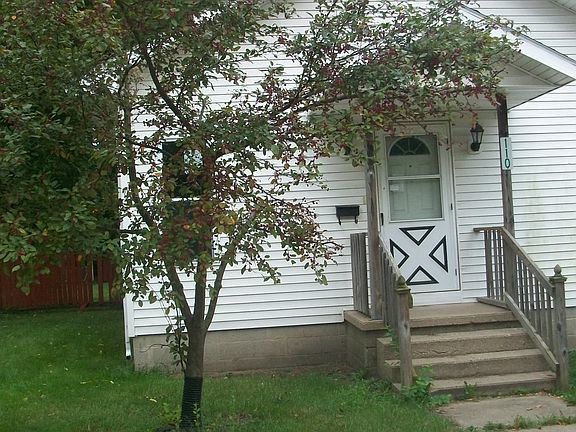 2nd image of 110 N Pearl St