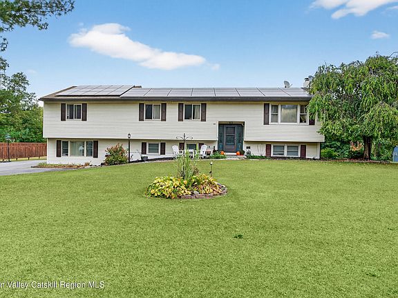 4th image of 43 Heritage Road