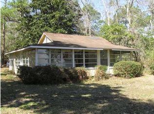 6965 Bay Rd, Mobile, AL 36605