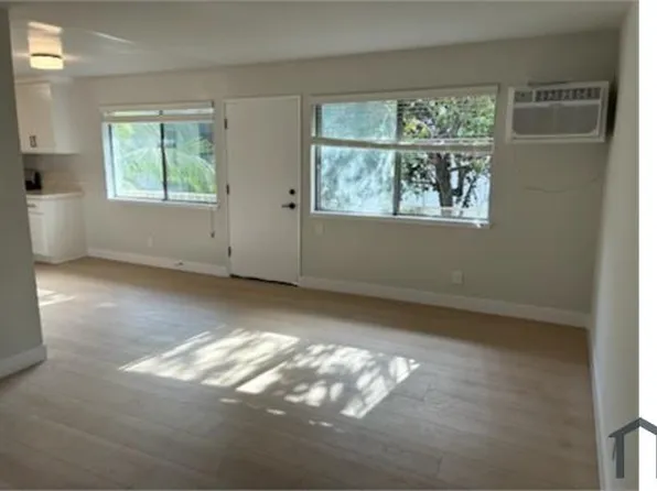 1701 Westmoreland Blvd, Los Angeles, CA