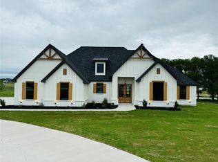 1077 Uplift Dr, Weatherford, TX 76087