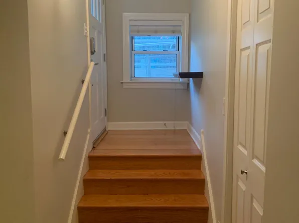 815 Hinman Ave #G, Evanston, IL 60202