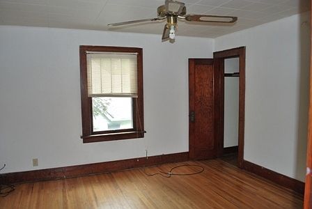 4th image of 1123 E Washington St #1123