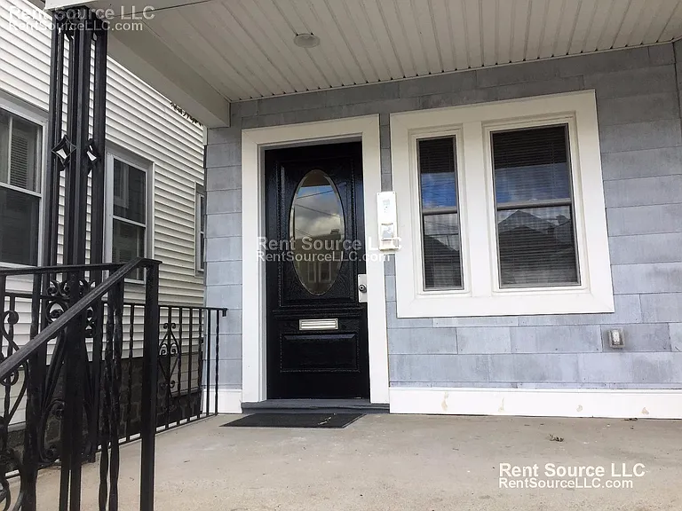 537 Main St #2 — Photo 40